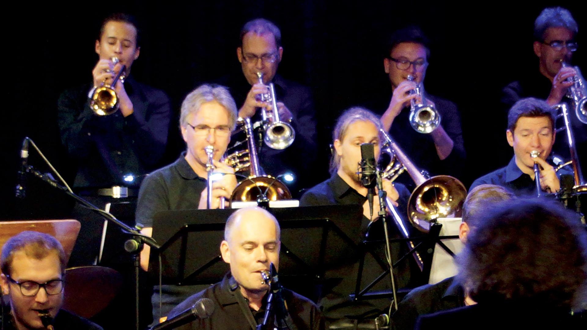Swing-ins-neue-Jahr-Zwei-Bigbands-freier-Eintritt
