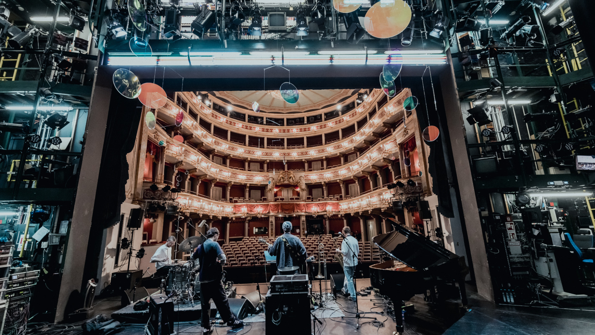 Kunstvoll-mitrei-end-international-Sparks-und-Visions-2026-in-Regensburg