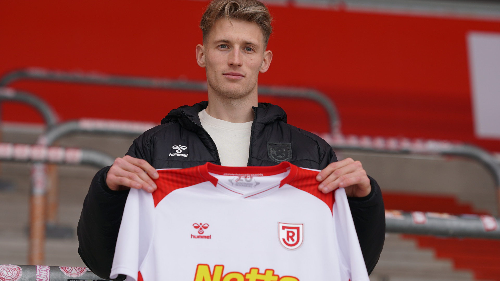 Verst-rkung-f-r-die-Defensive-SSV-Jahn-Regensburg-holt-Malte-Karbstein