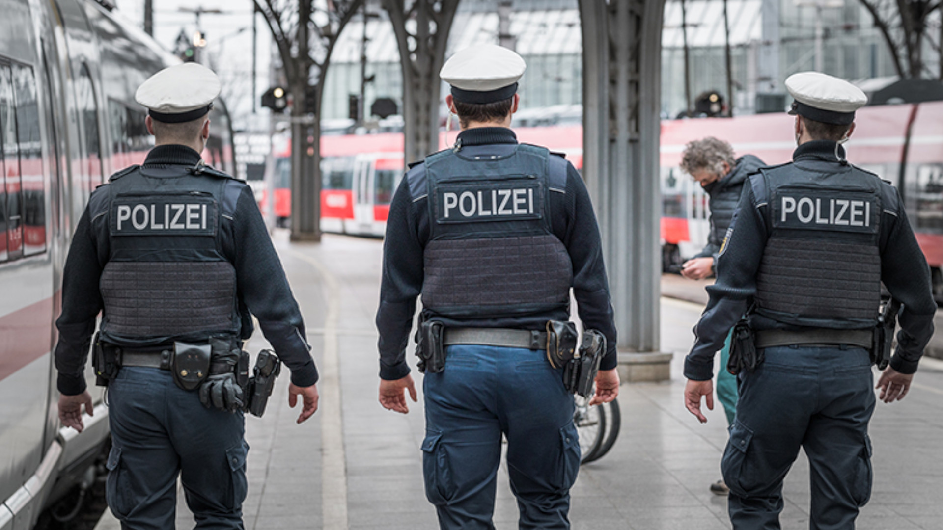 Symbolbild: Bundespolizisten am Hauptbahnhof
