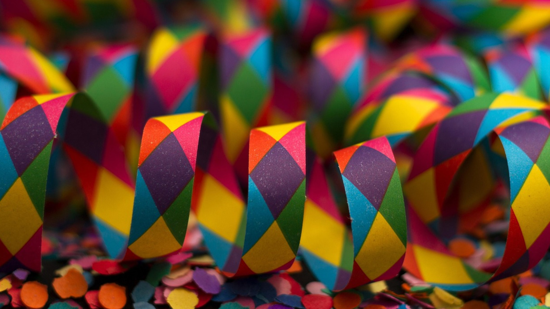 Symbolbild: Luftschlangen