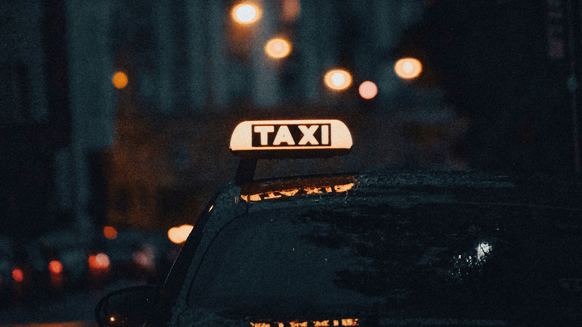 Taxi bei Nacht
