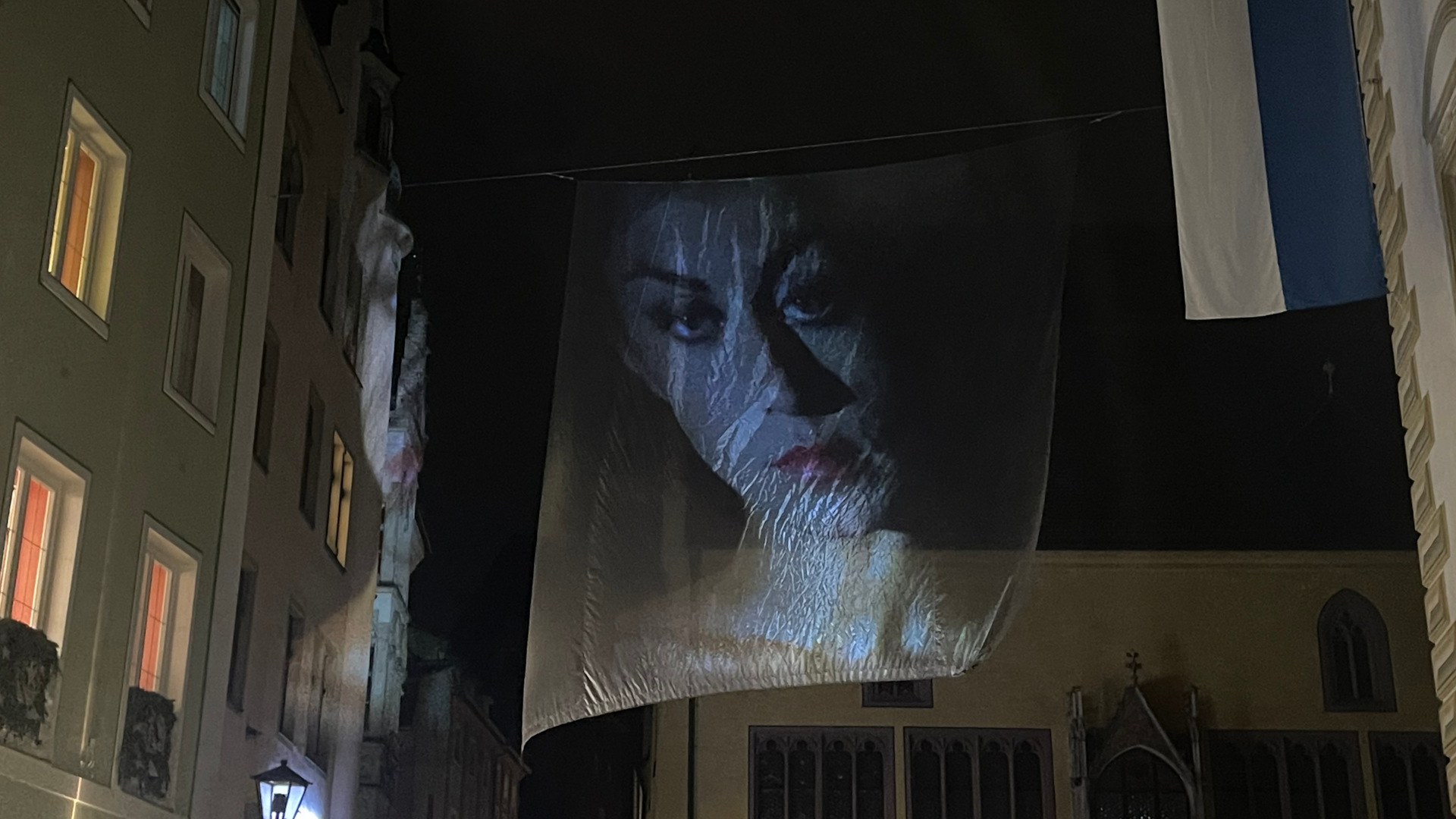 wenn licht geschichten erzaehlt das sagen die kuenstler hinter re light 2