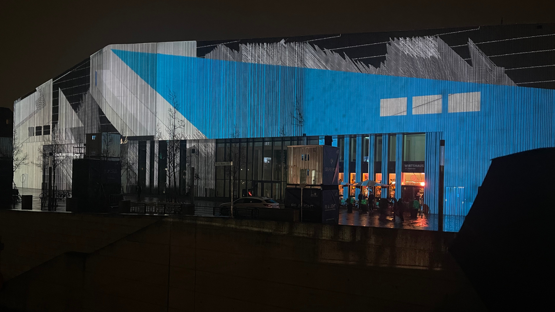 wenn licht geschichten erzaehlt das sagen die kuenstler hinter re light 3