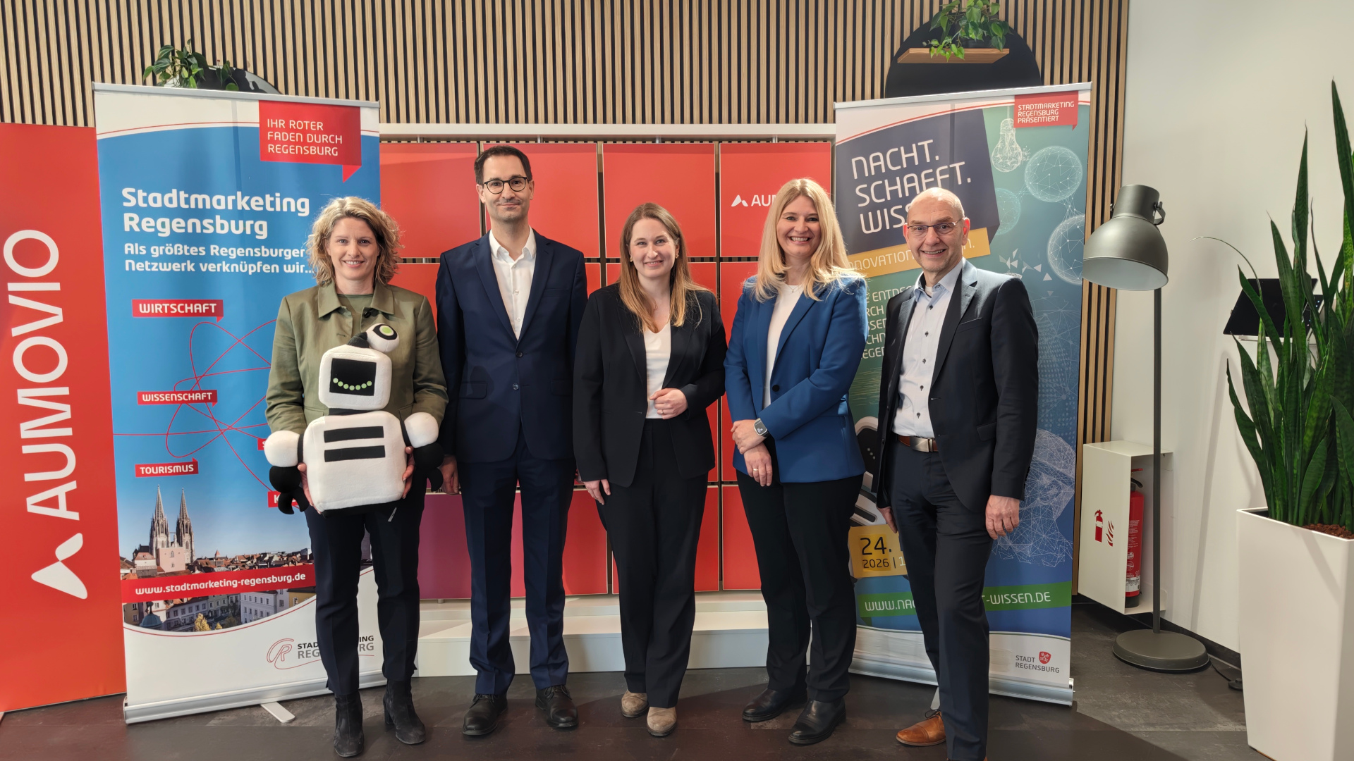 Gruppenfoto Nacht.Schafft.Wissen.