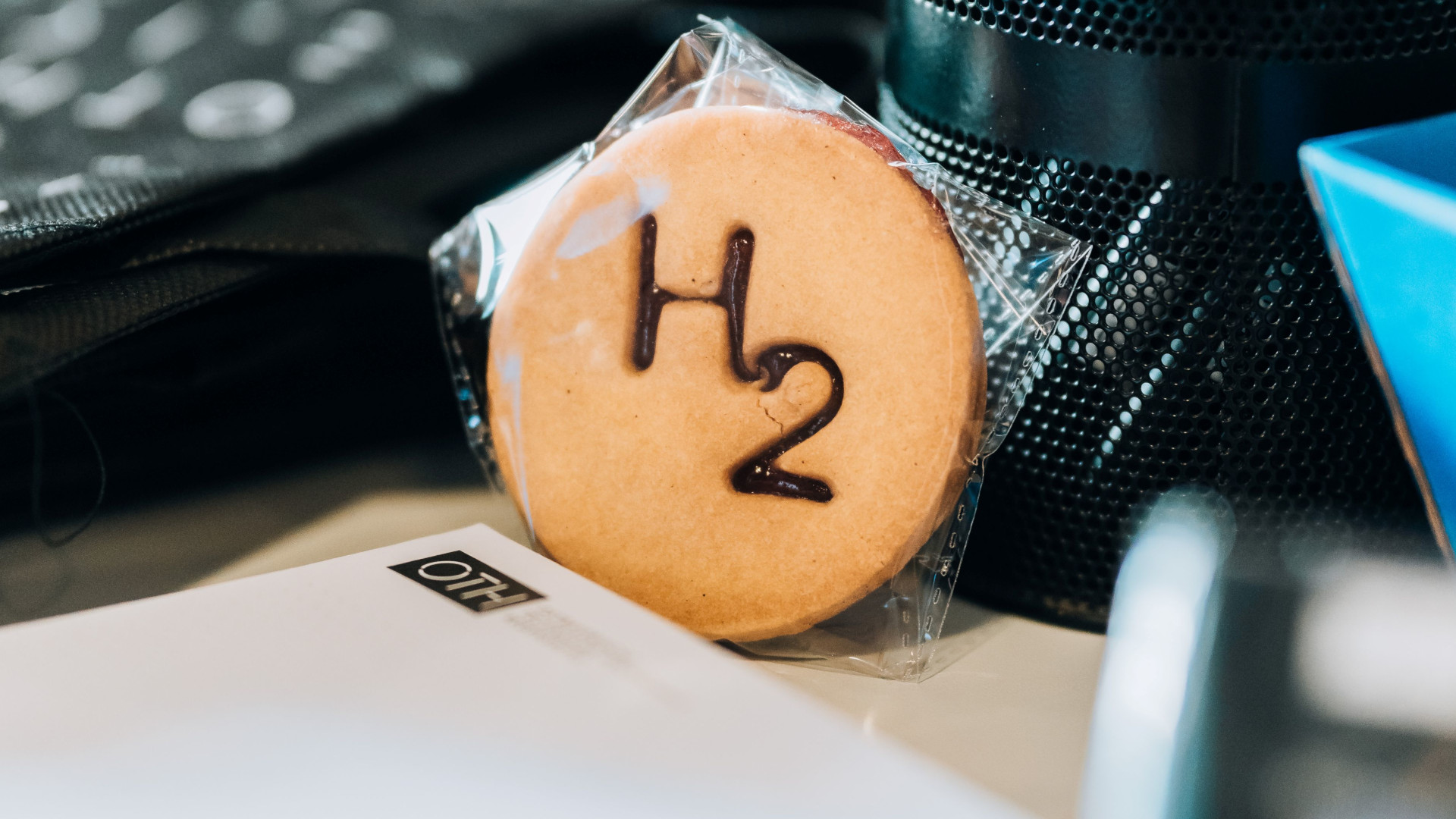 Ein augenzwinkernder Akzent: Ein „H2-Keks“ lieferte bei der Konferenz schnell verfügbare Energie. 