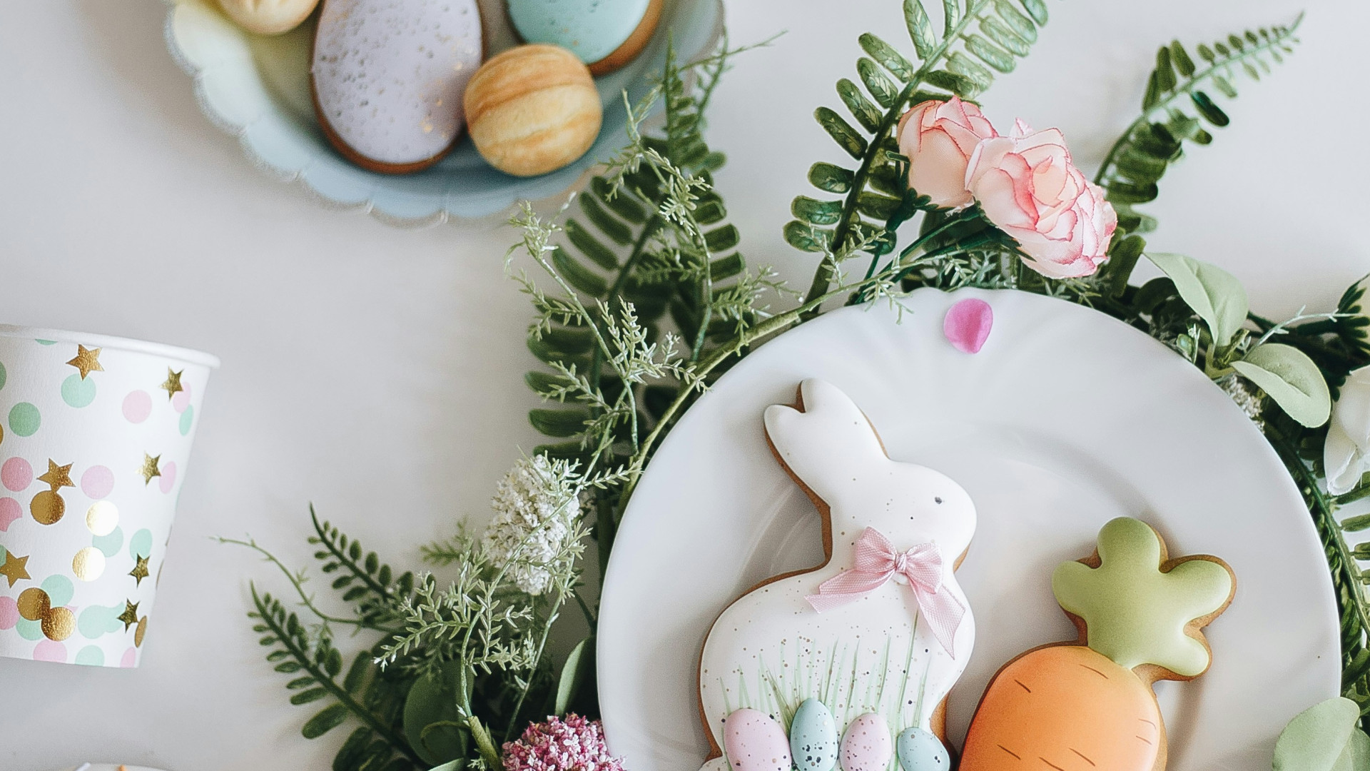 Symbolbild: Ostergebäck und Eier