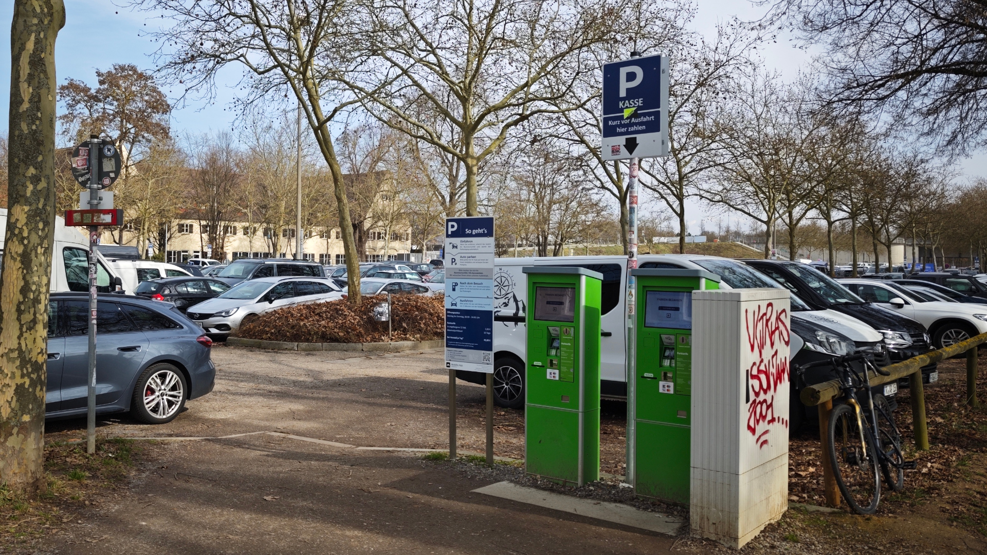 die mobilitaetsdrehscheibe 2027 soll das parkhaus am unteren woehrd stehen3