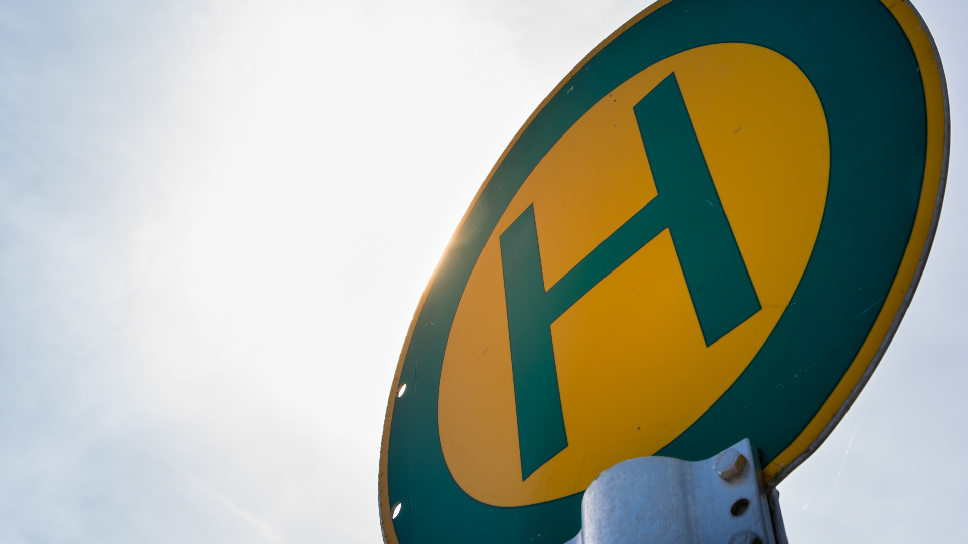 Symbolbild: Haltestellenschild