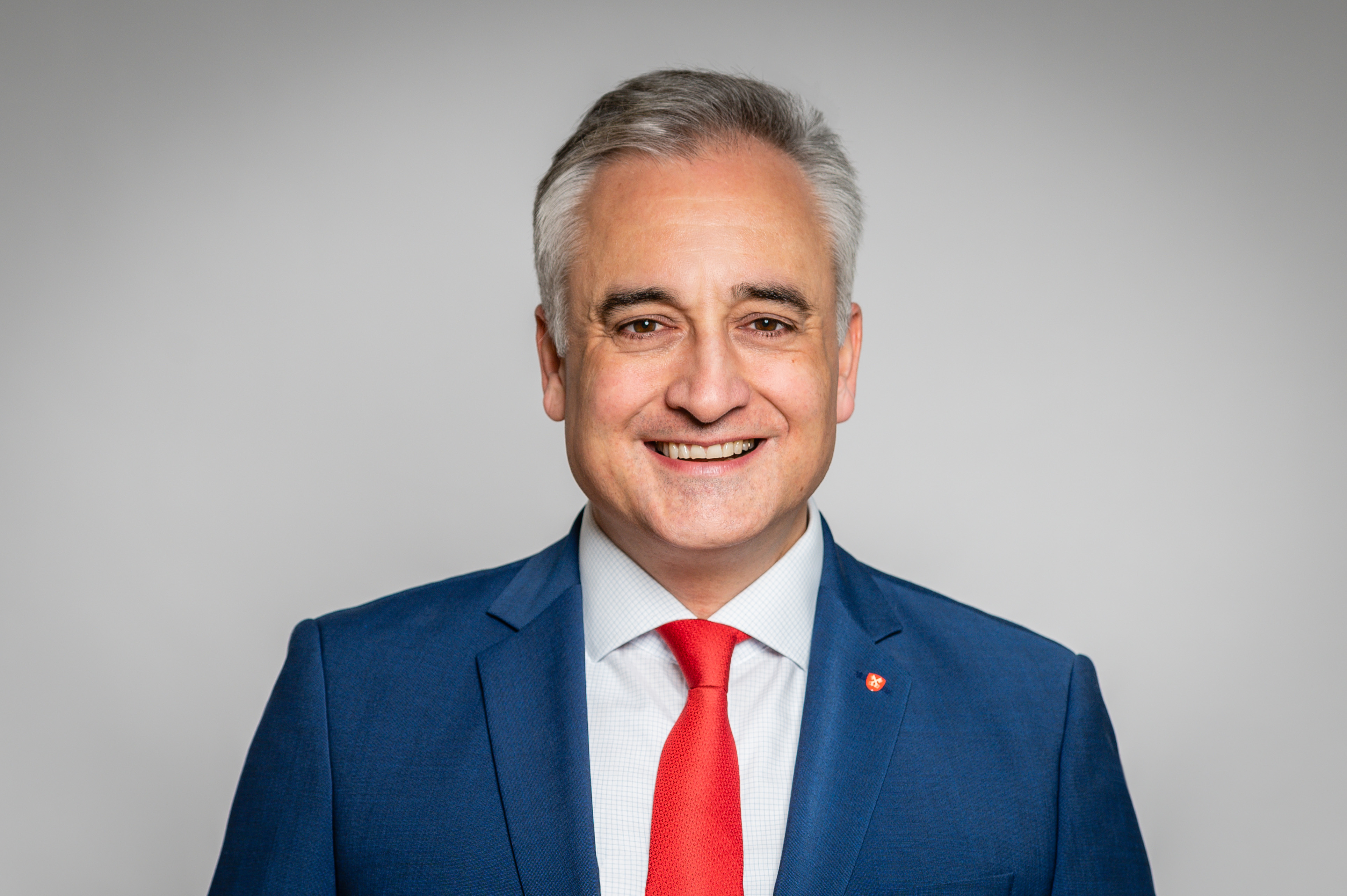 vom energiezentrum zum rathaus 39 millionen euro fuer den umbau des ehemaligen rewag gebaeudes 3