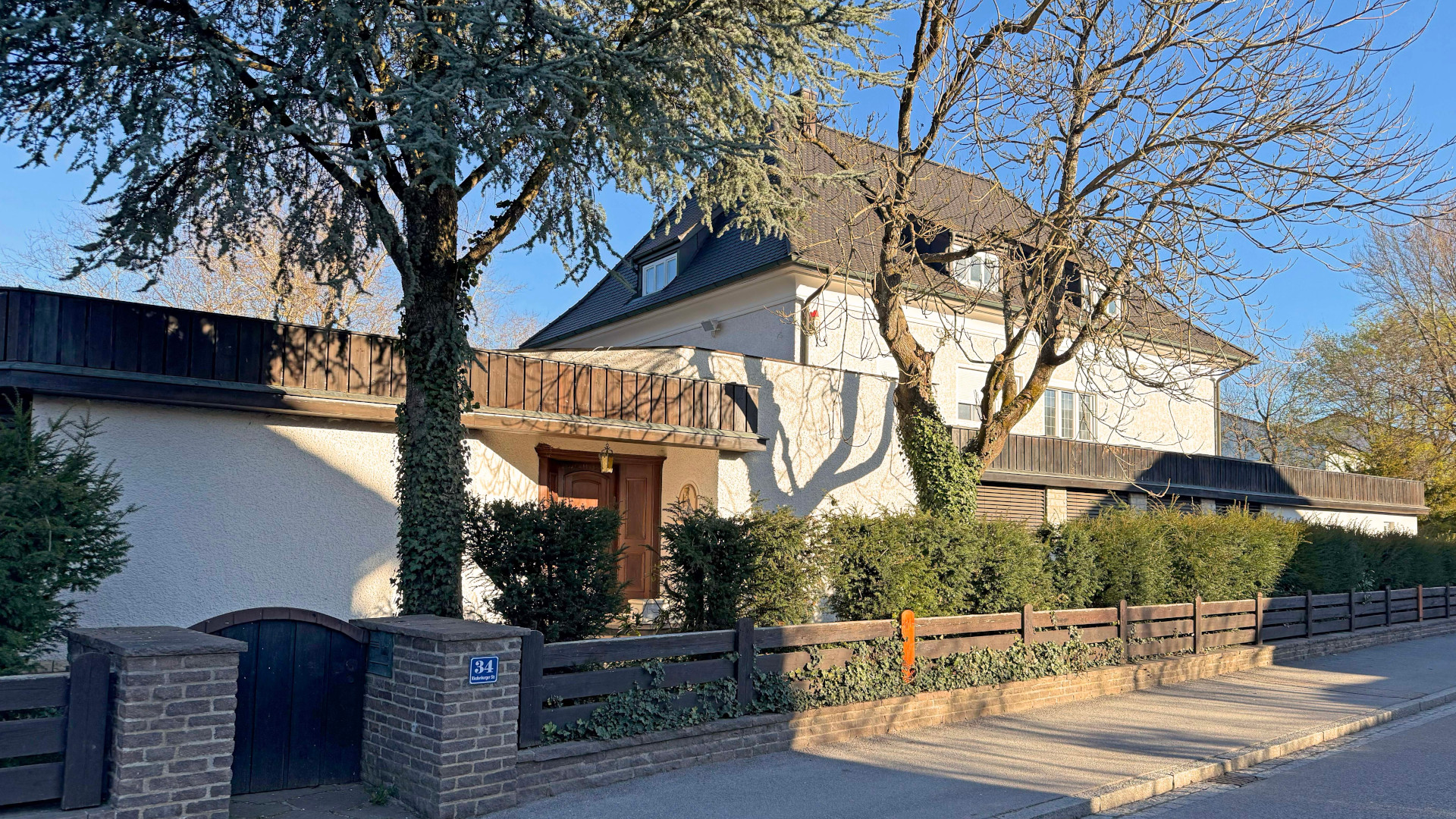 In der leerstehenden Grunwald-Villa wird in den nächsten sechs Monaten ein neues Nutzungskonzept erprobt.