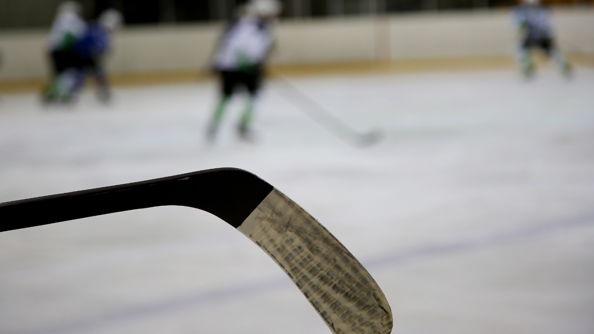 Symbolbild: Eishockey-Schläger