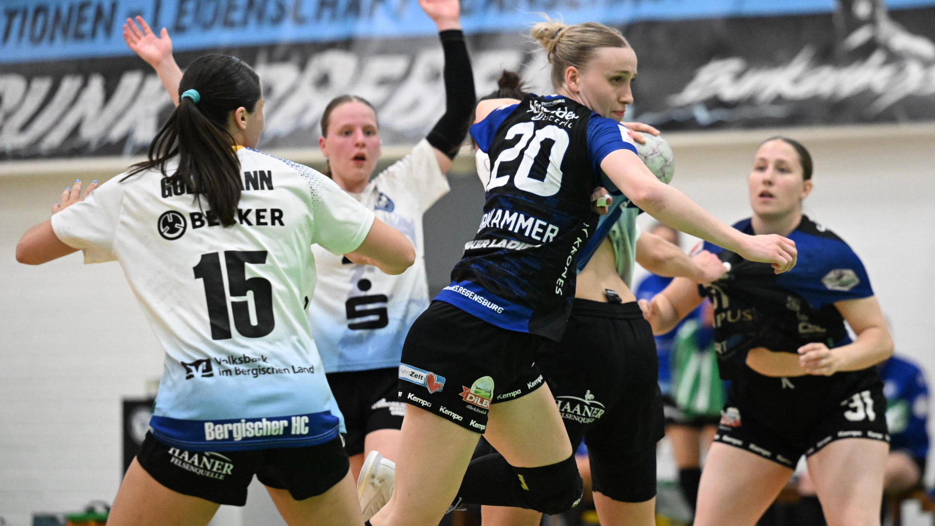 #20 Halbrechts Julika Birnkammer war wieder einmal die stärkste Werferin für die Domstädterinnen