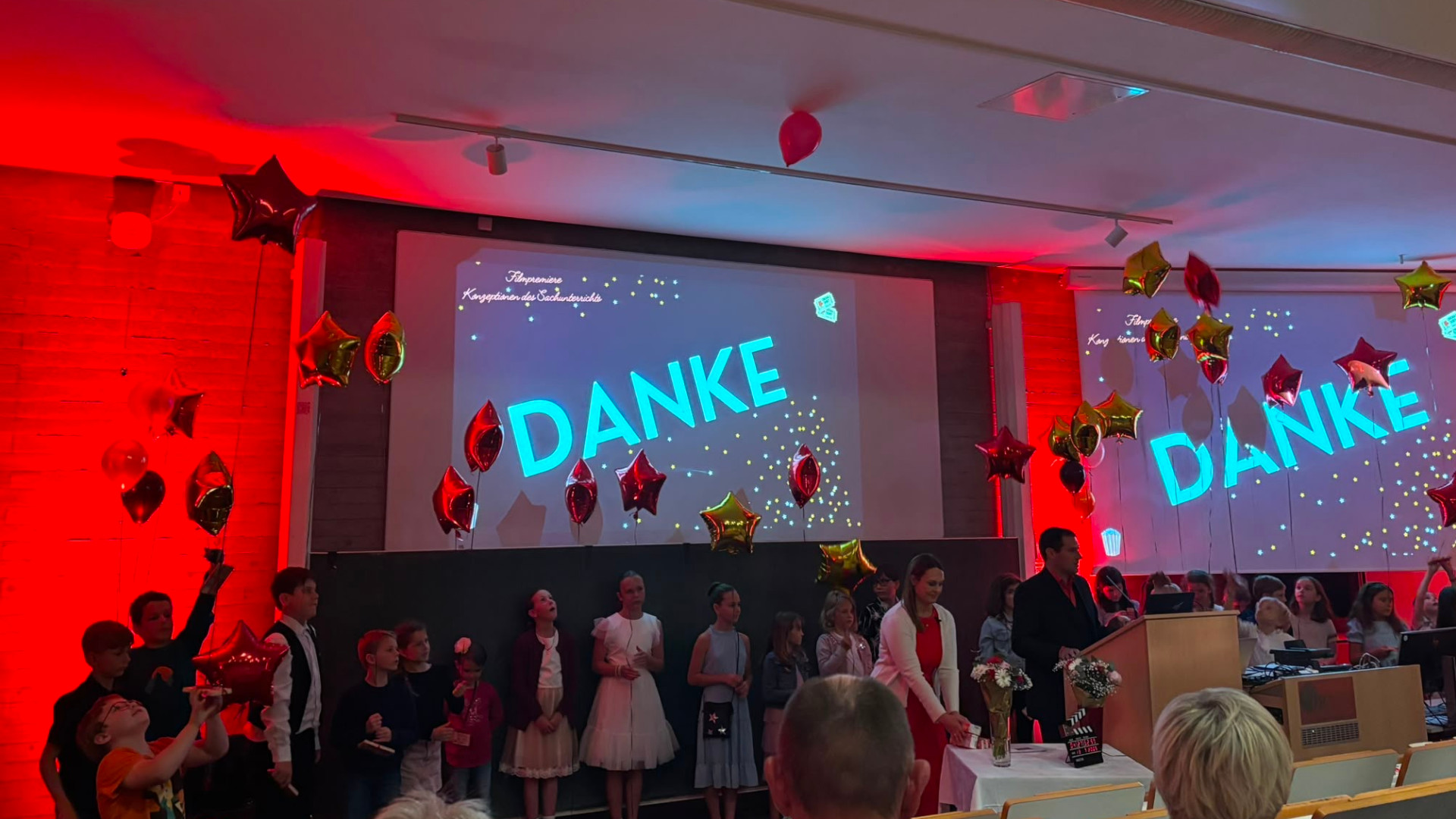 Historische-Unterrichtsfilme-feiern-Premiere-an-der-UR