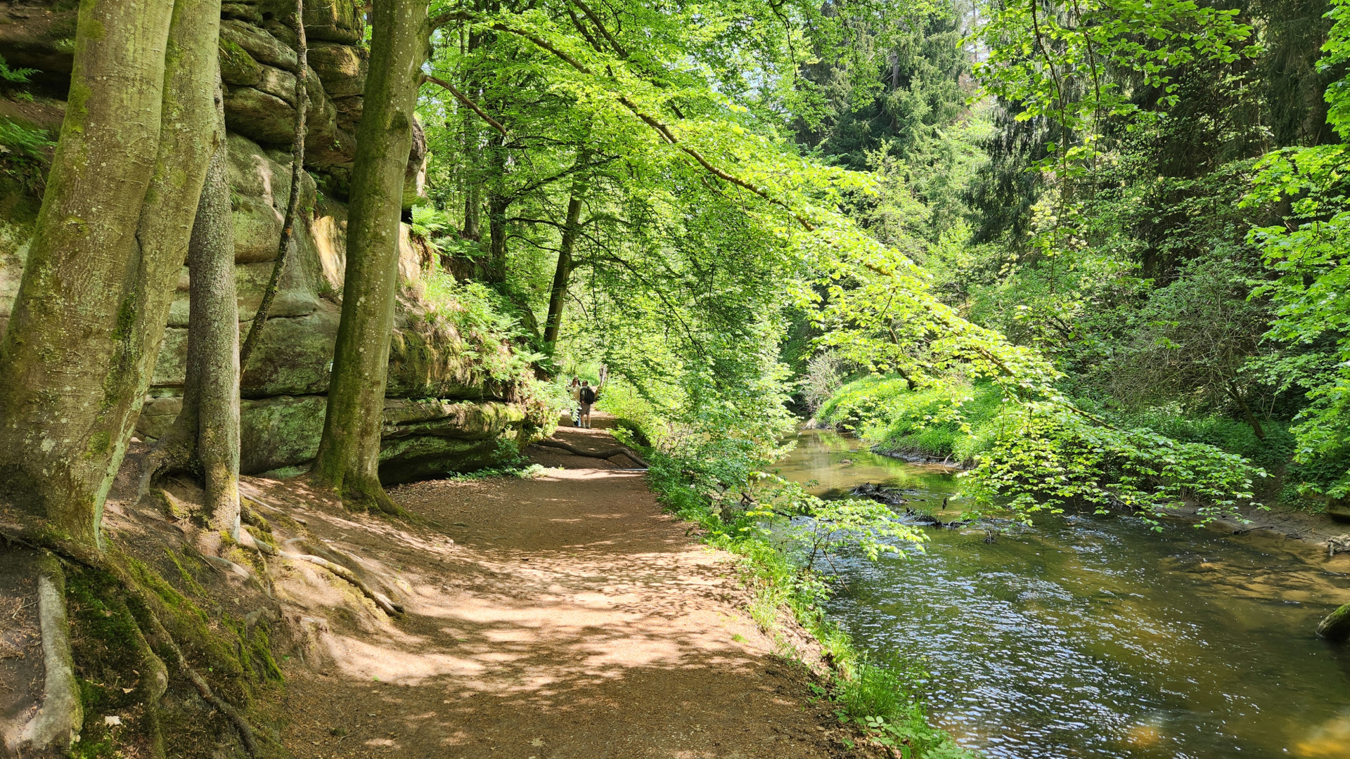 Die-Schwarzachklamm-Die-Klamm-und-der-historische-Kanal