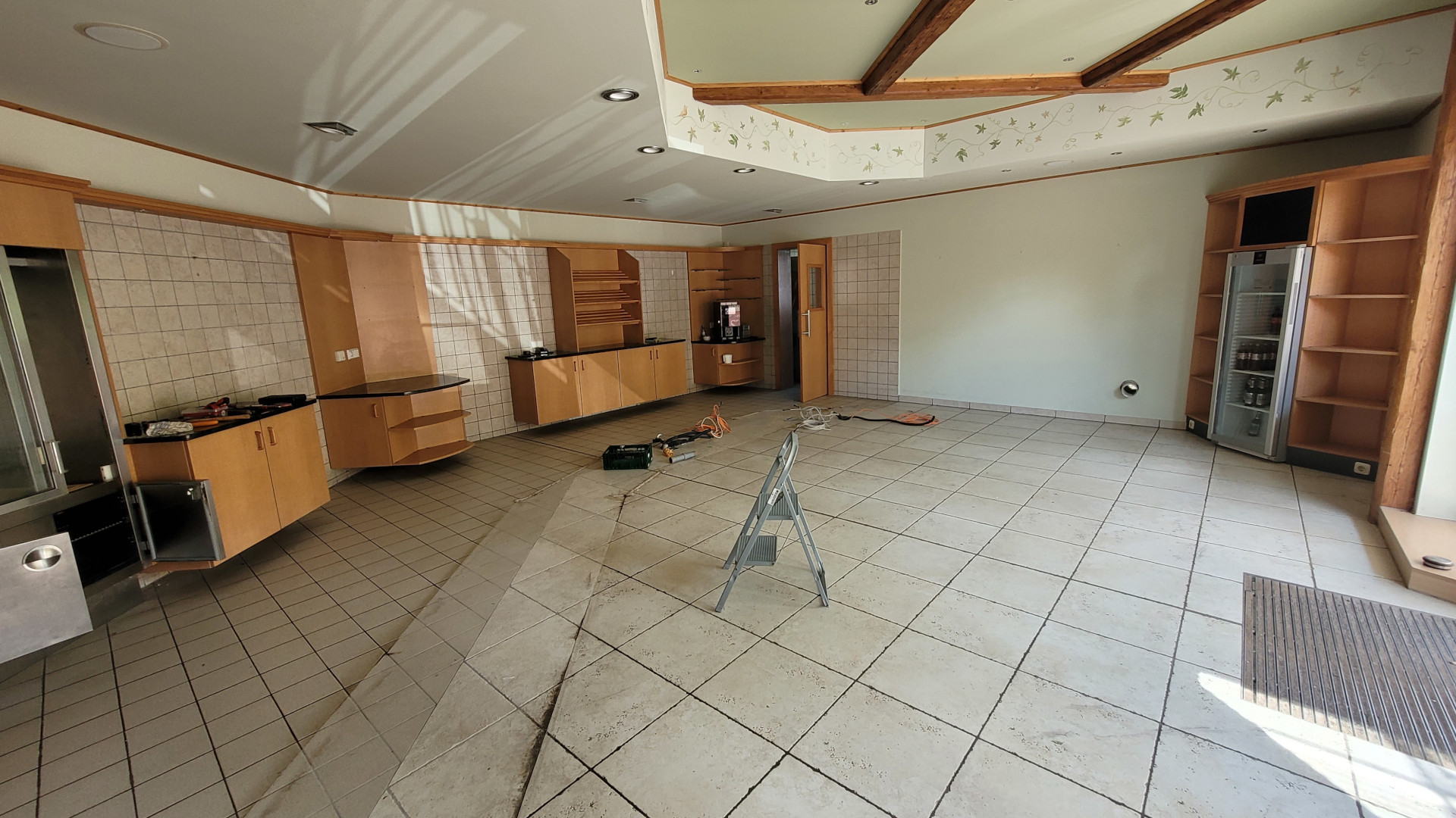 traditionsmetzgerei hirschberger in brennberg wird zum smart store 3