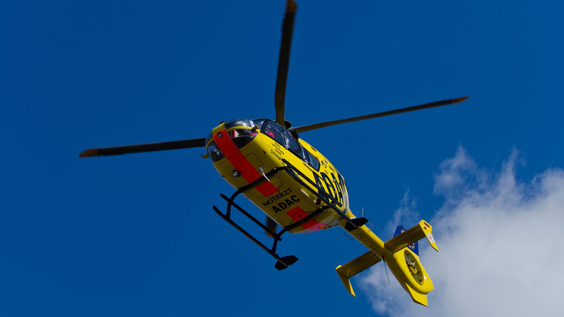 Rettungshubschrauber in der Luft