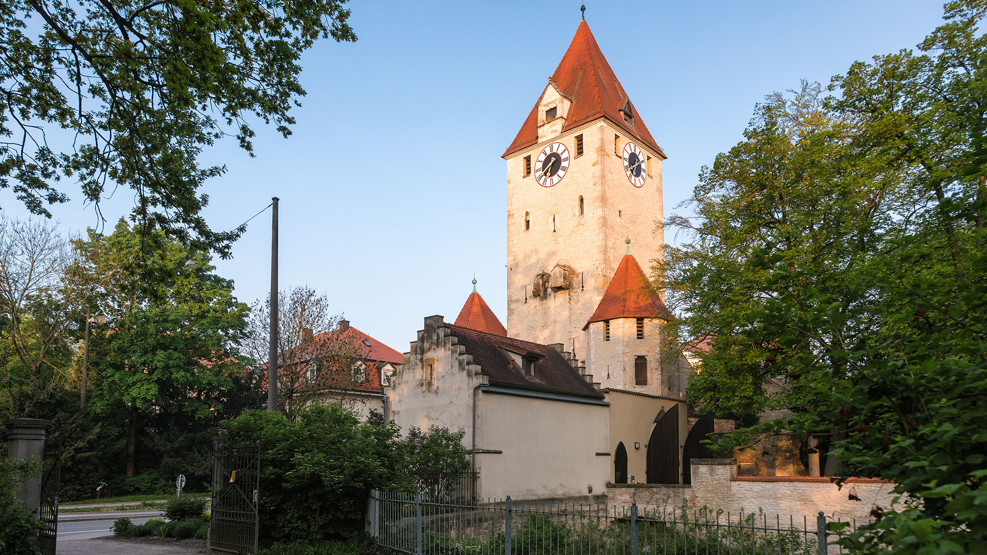 Ostentor Regensburg