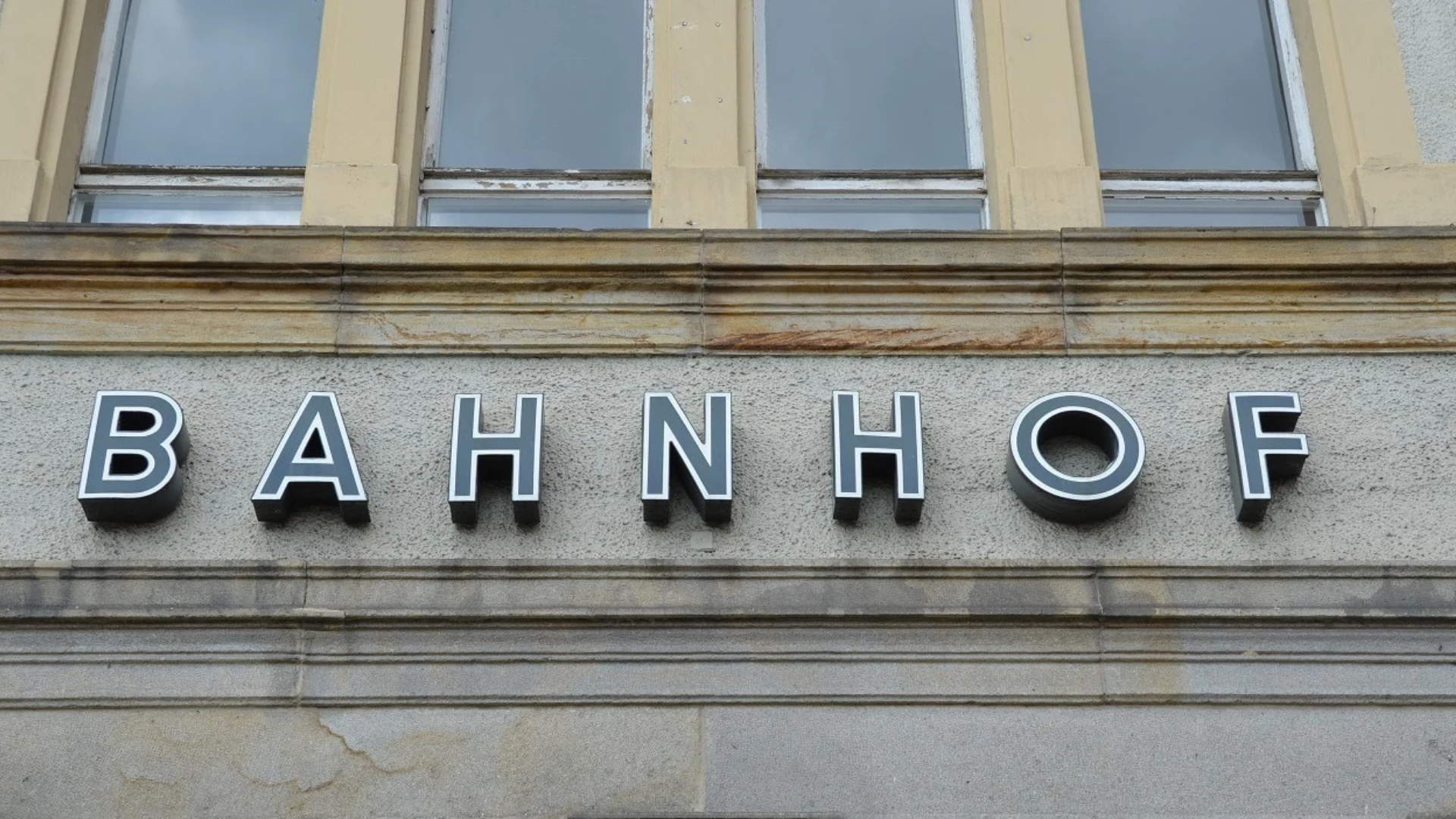 Bahnhof