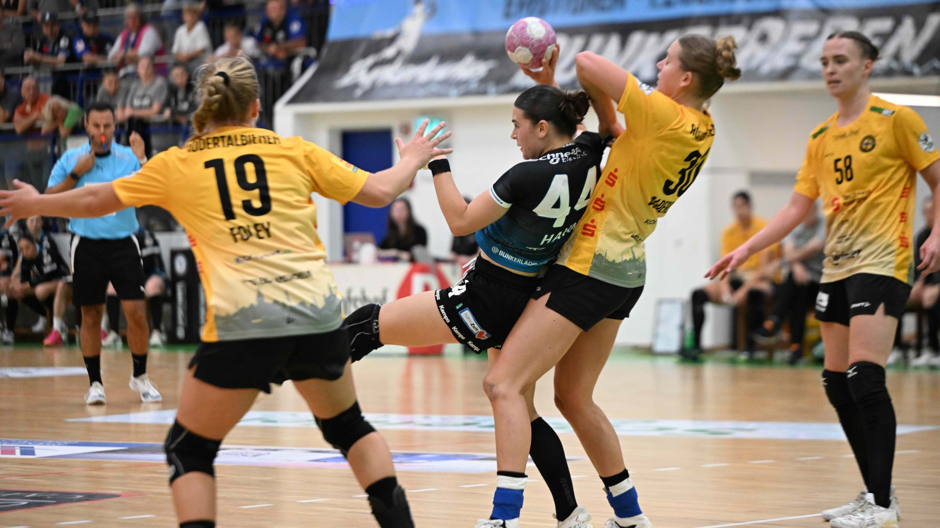 Aufbauspielerin Melina Hahn 
