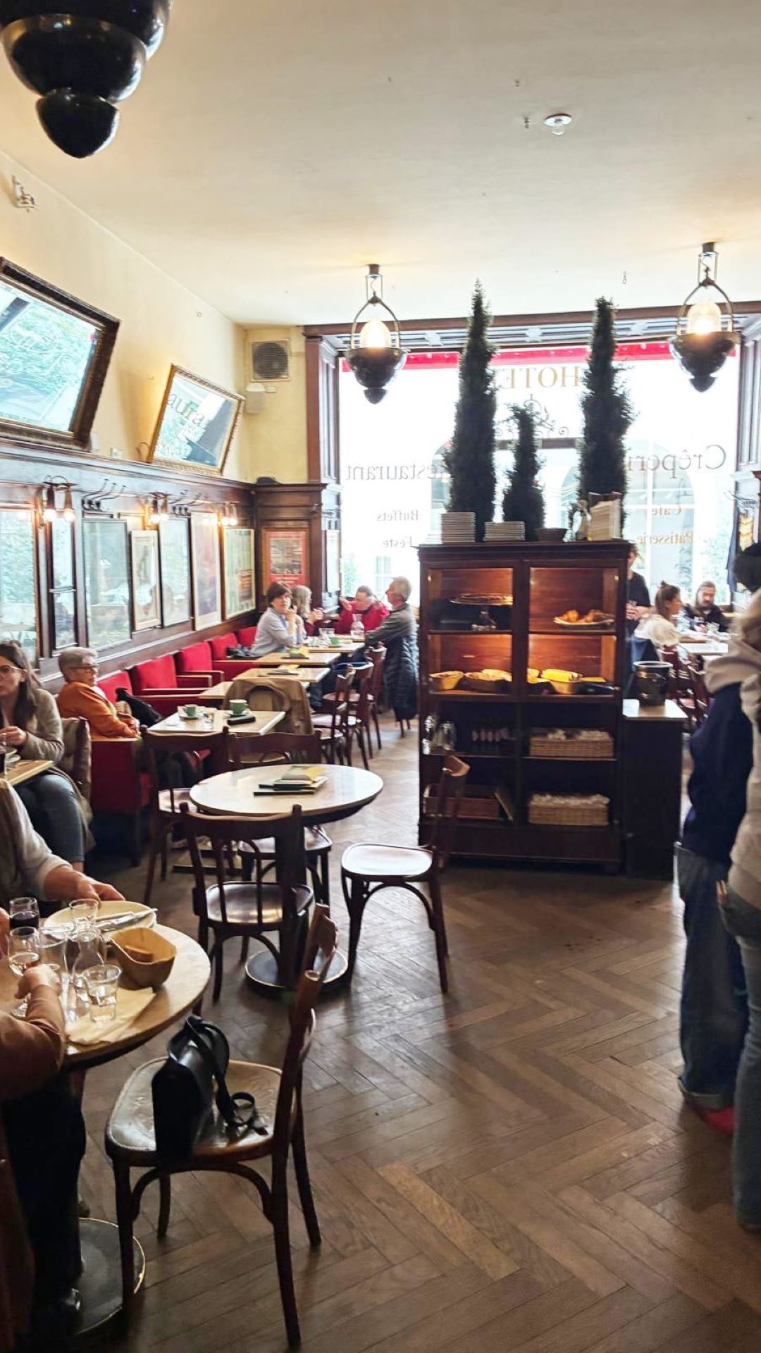 im kaffeehaus wo die alte tradition weiterlebt bild3b