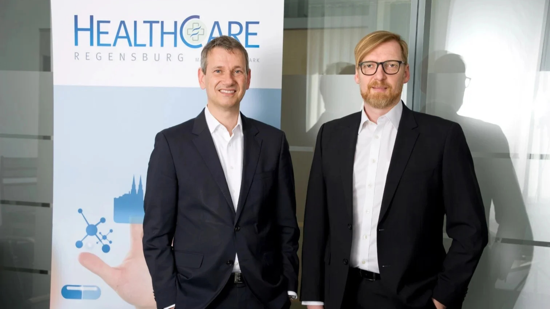 Dr. Thomas Diefenthal (l), Dr. Ilja Hagen (r) 